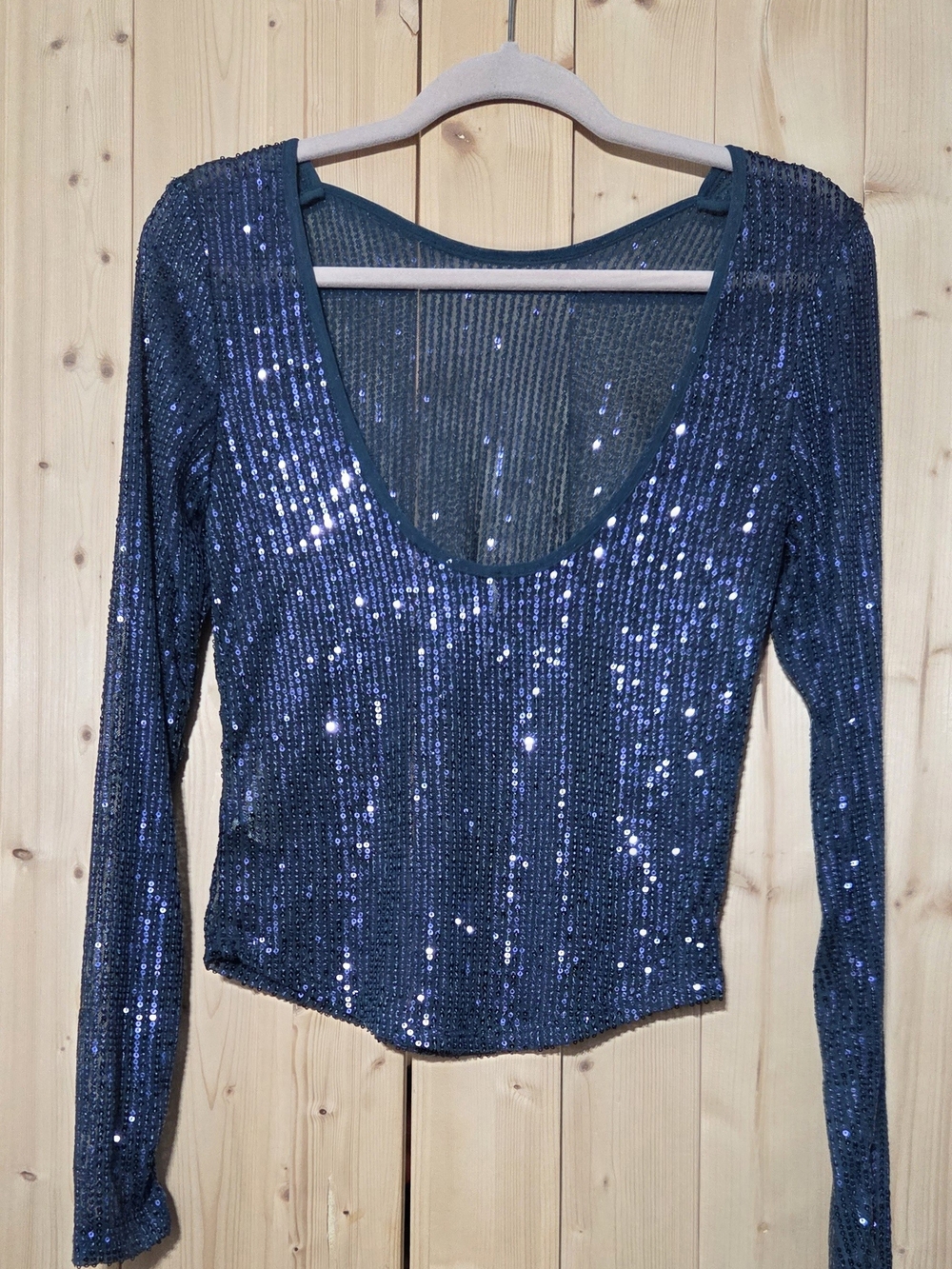 Free People Women’s Navy Sequin Long-Sleeve Top - Picture 4 of 5